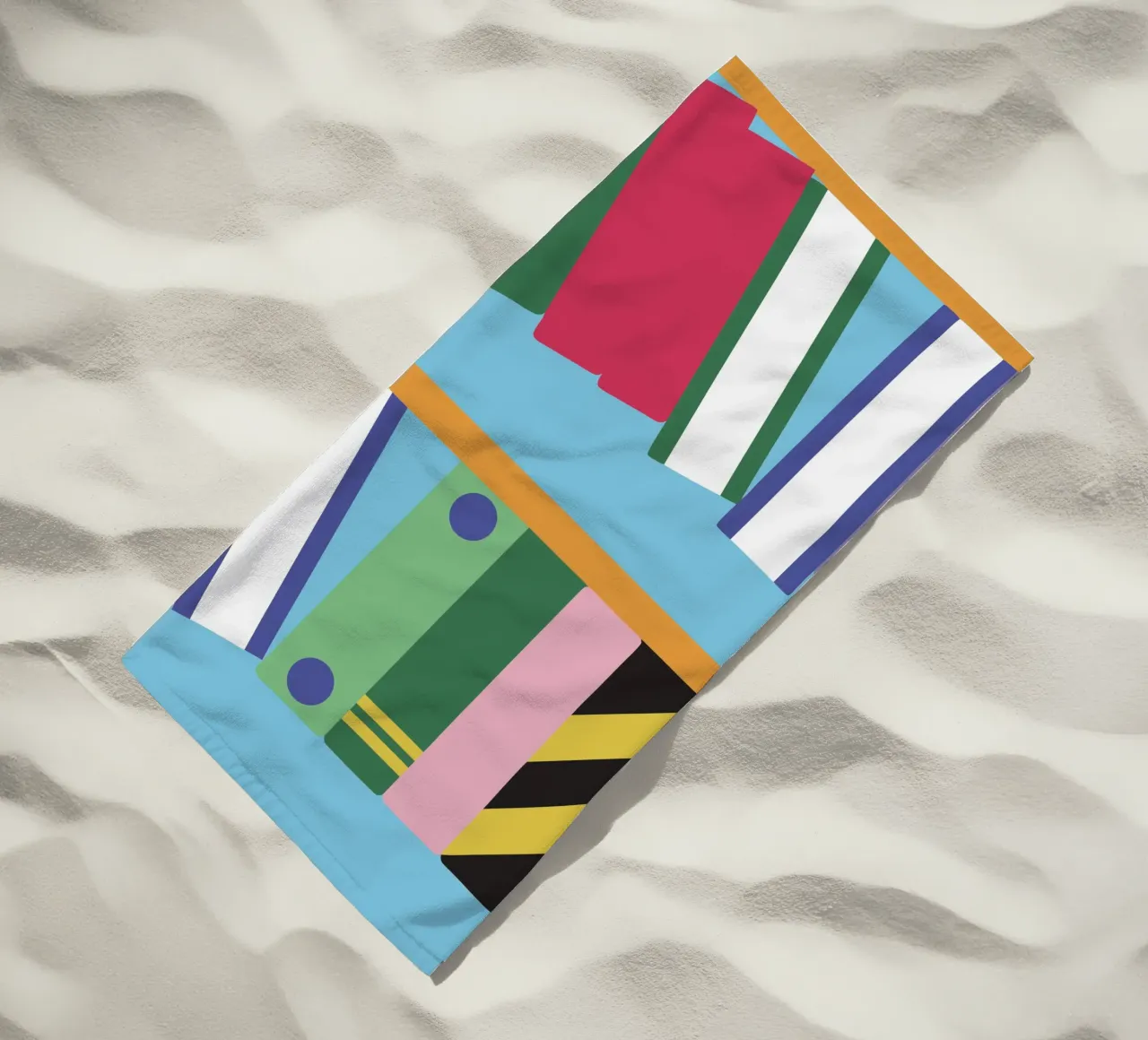 Boek strandhanddoek van LOOK DIFFERENT