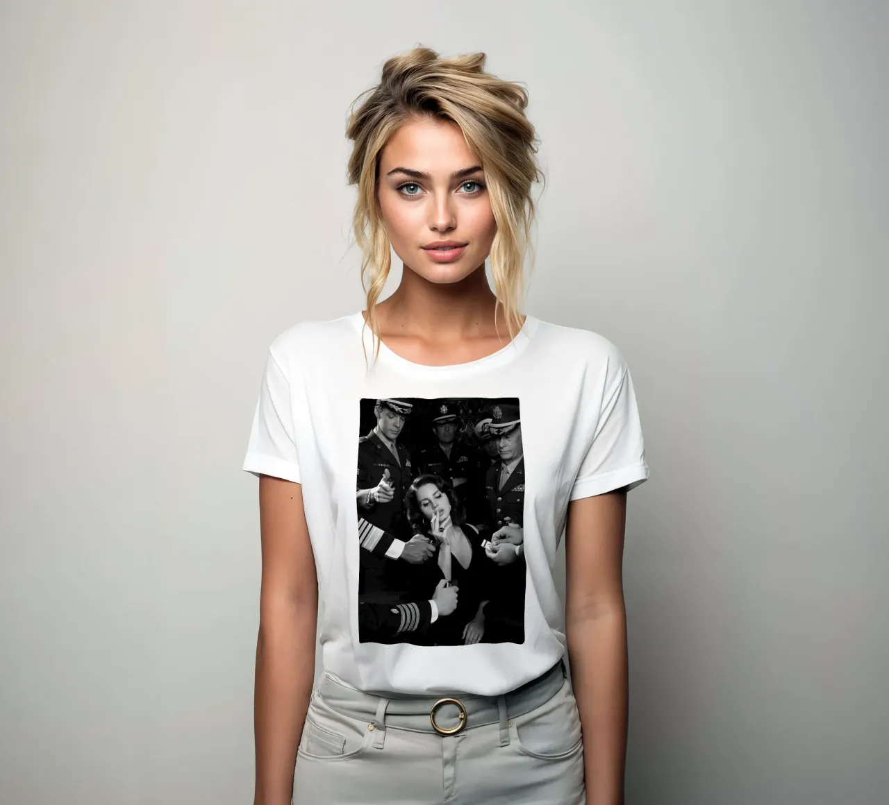 Schönes Mädchen mit Segler Frauen T-Shirt von Alex happy shop