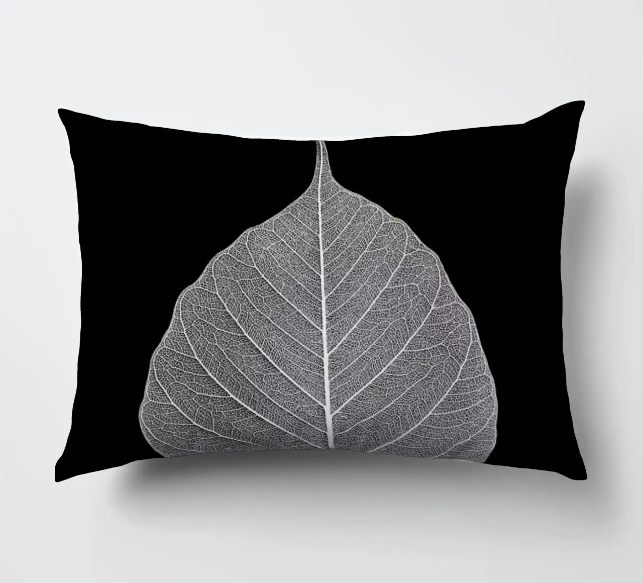 Veins of Life 2 - White Leaf cuscino da Studio Nahili