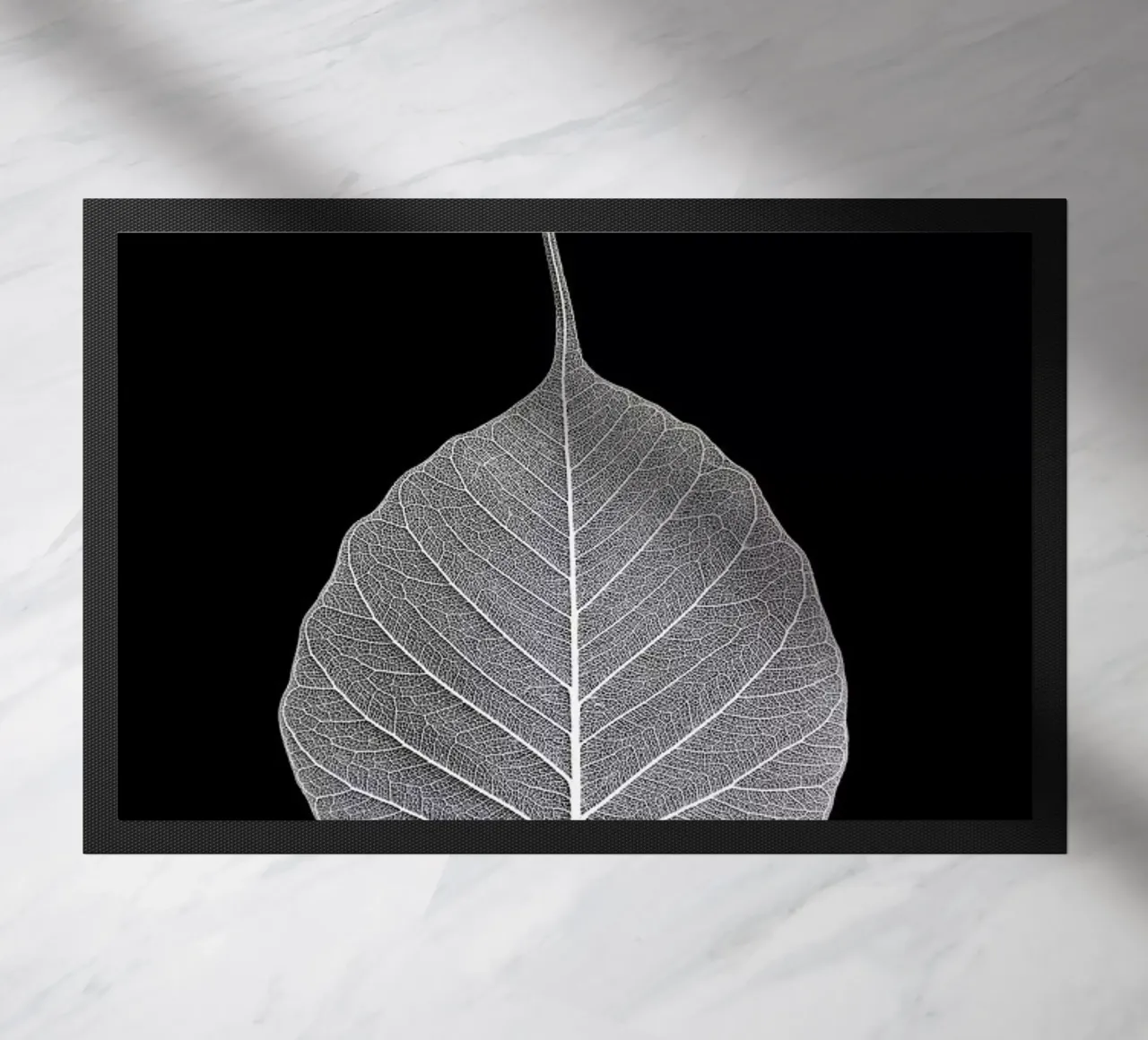 Veins of Life 2 - White Leaf zerbino da Studio Nahili