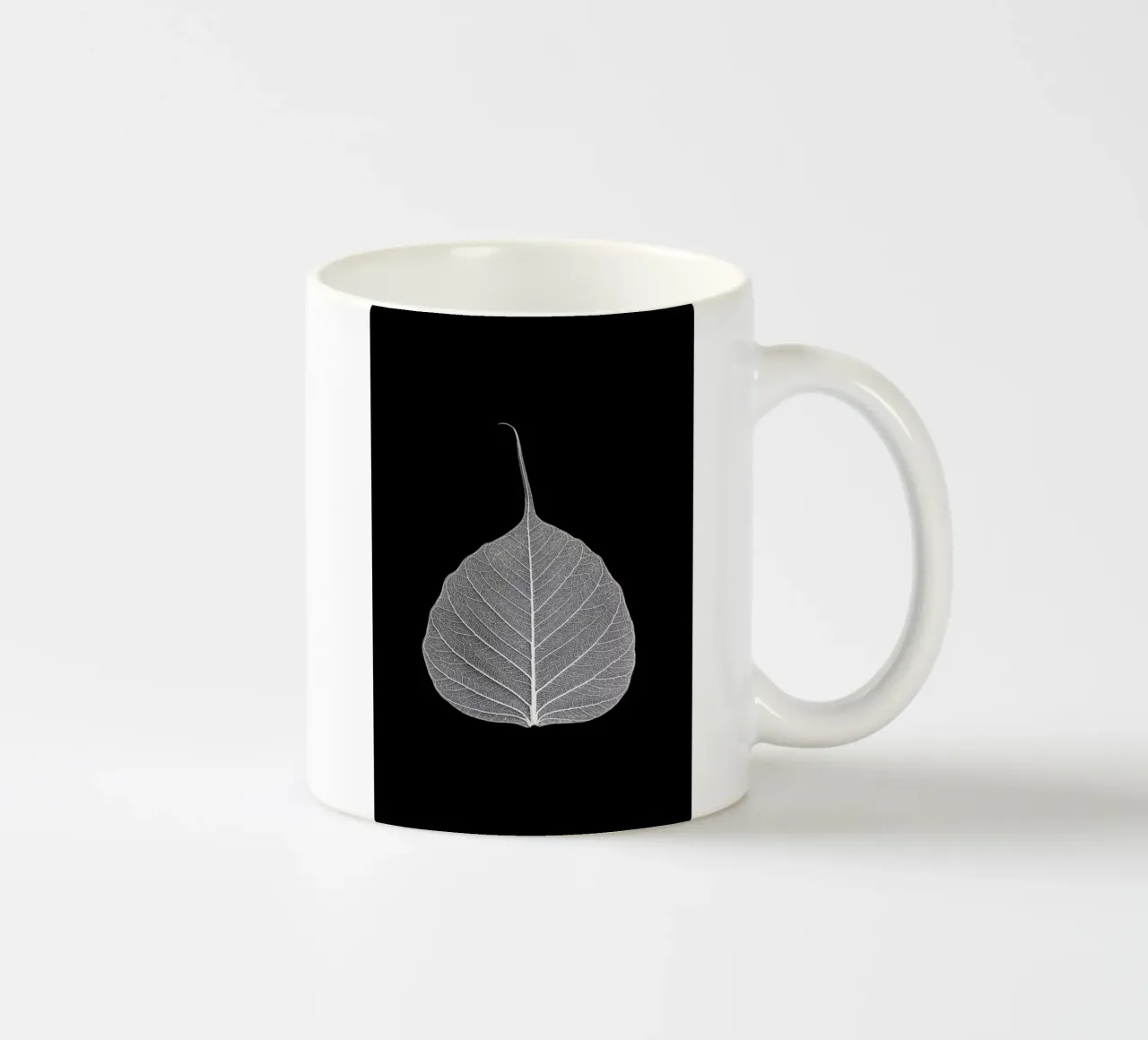 Veins of Life 2 - White Leaf tazza in ceramica da Studio Nahili
