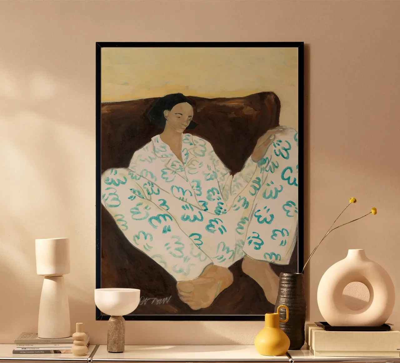 Hanna Peterson Siediti sulla sedia poster con telaio in alluminio da Davidprint