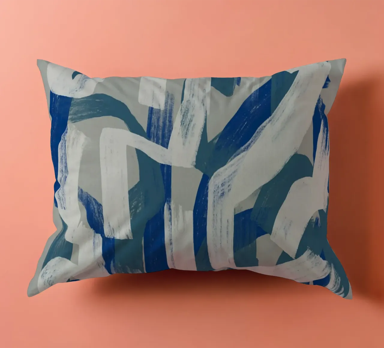 Droog penseel abstract in grijs en blauw 02 kussen van Little Dean