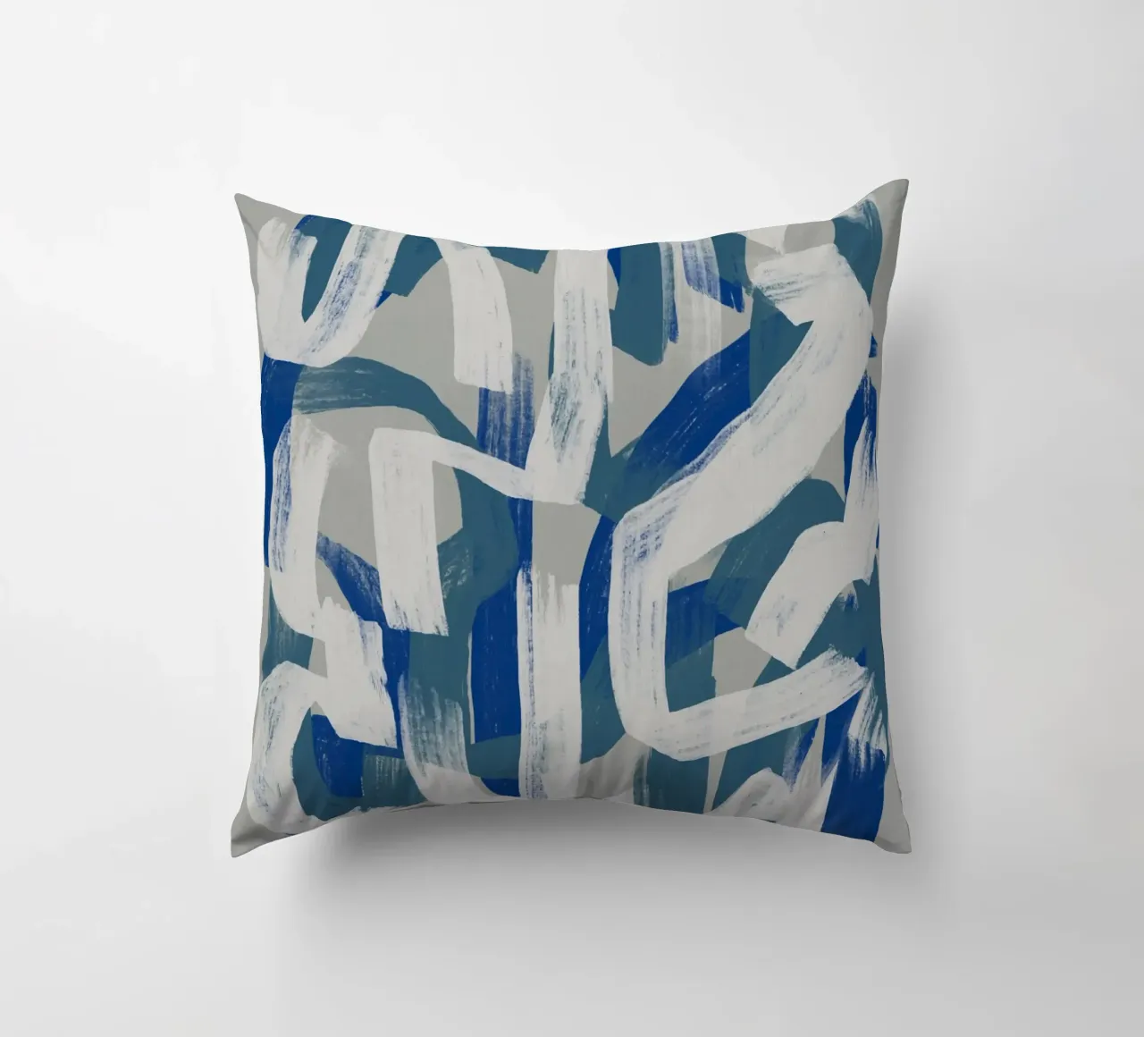 Droog penseel abstract in grijs en blauw 02 kussen van Little Dean