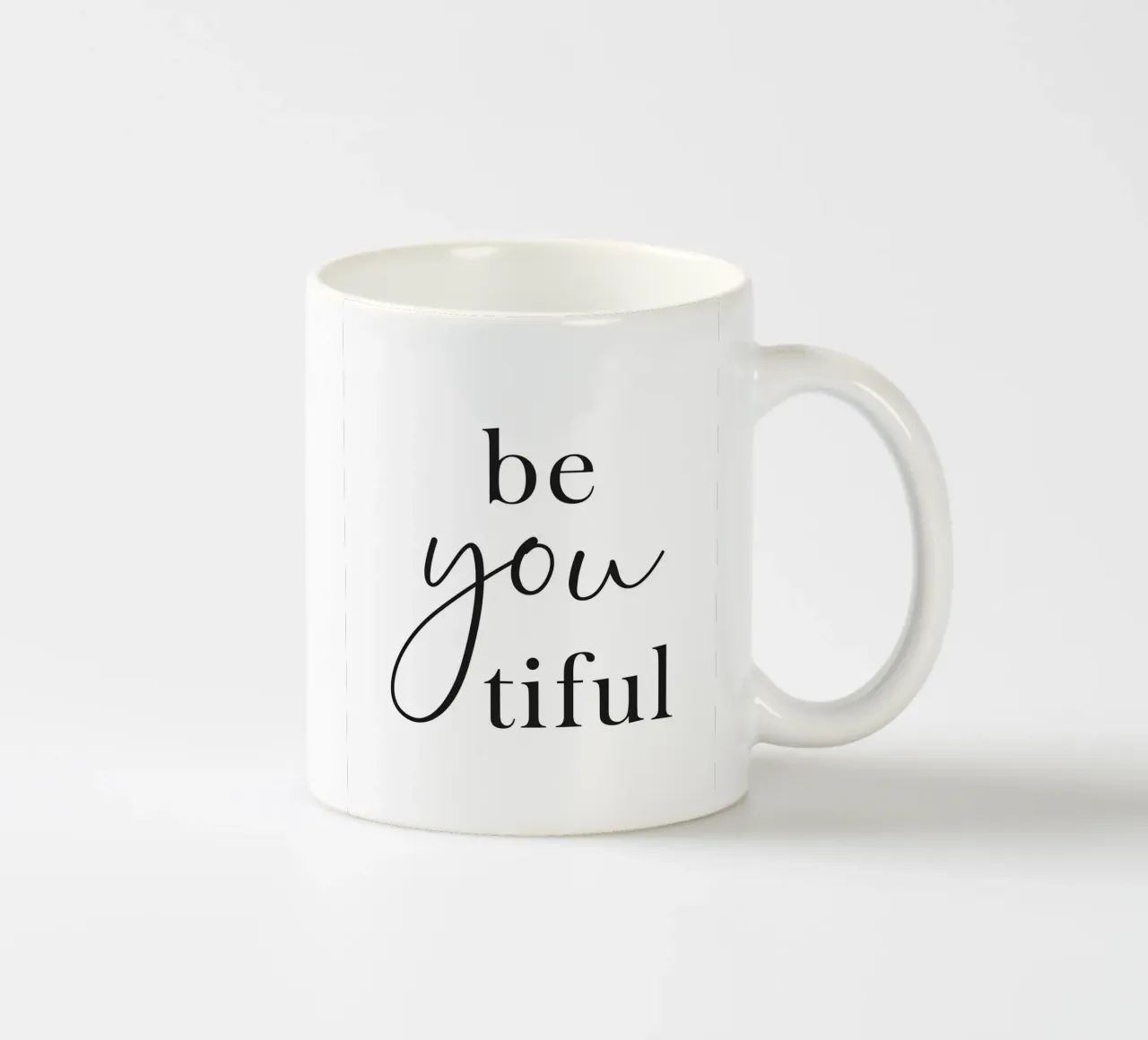 Beyoutiful tazza in ceramica da NouveauPrints