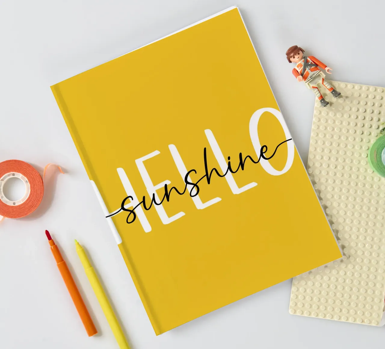 Hello Sunshine - Lettere in grassetto disegnate a mano in bianco e nero diario da Stilrausch
