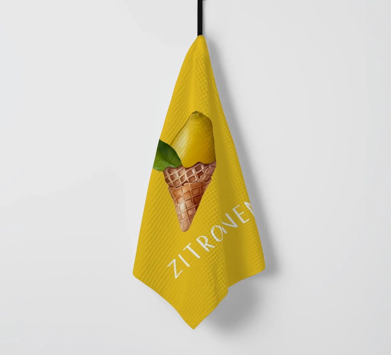Illustration d'un cône de crème glacée au citron - Texte sur fond jaune torchon de Stilrausch
