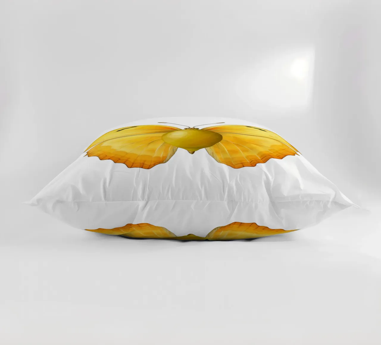 Zitrone Schmetterling mit Zitrone Körper - Transparenter Hintergrund Kissen von Stilrausch