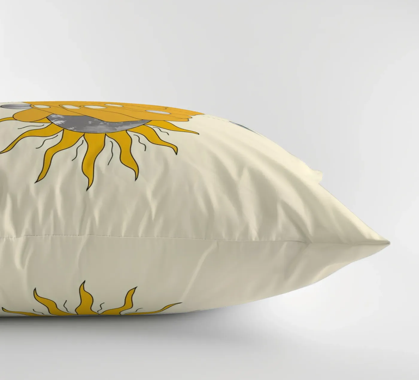 Everything Revolves Around Us Kissen von Nadjaa