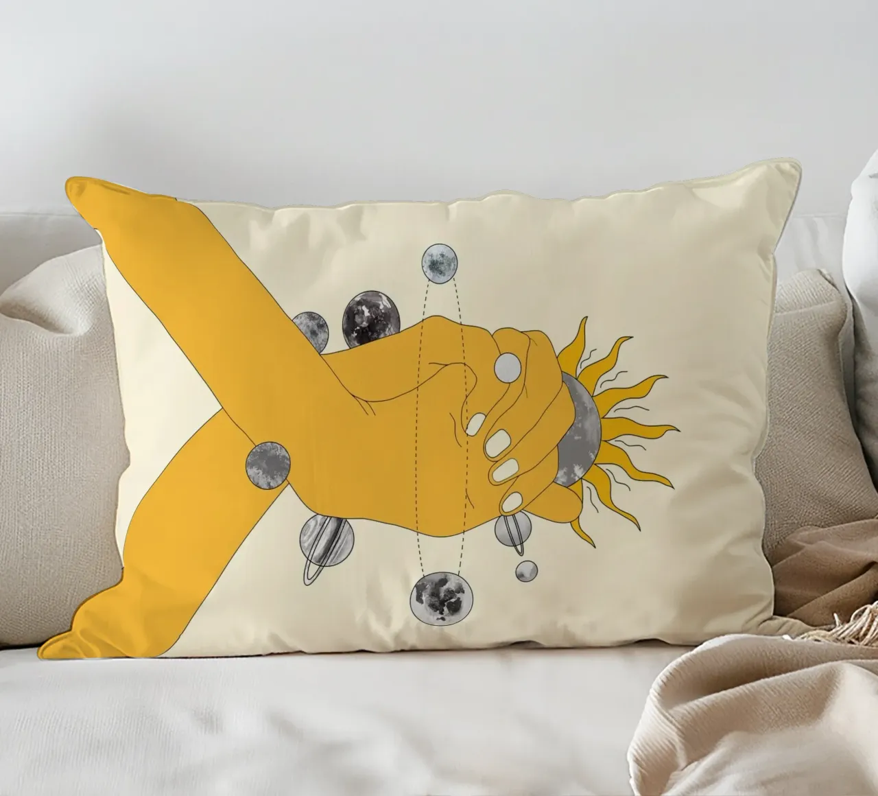 Everything Revolves Around Us cuscino da Nadjaa