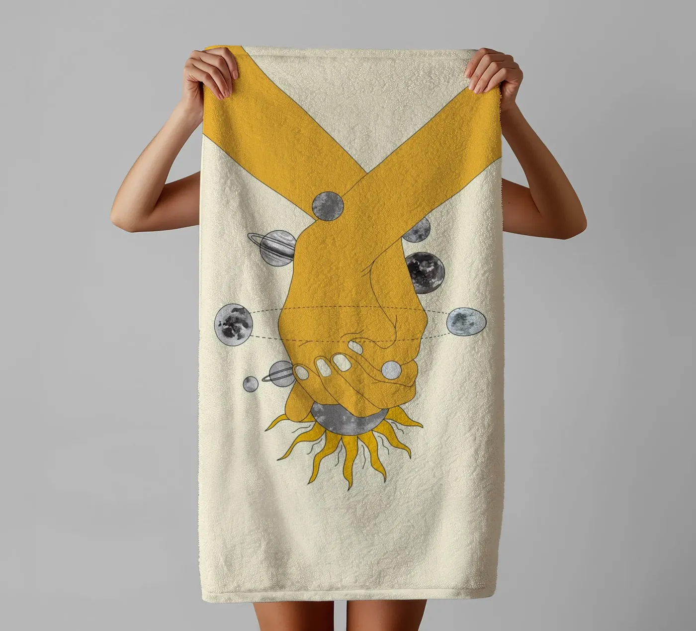 Everything Revolves Around Us badhanddoek van Nadjaa