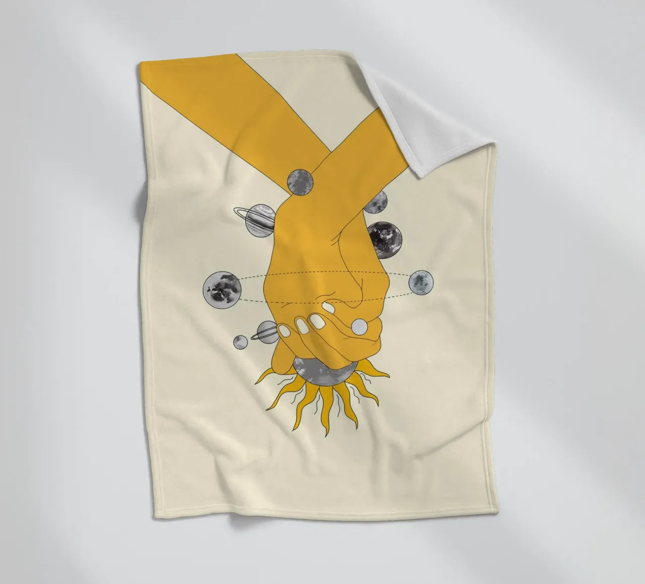 Everything Revolves Around Us coperta in pile da Nadjaa