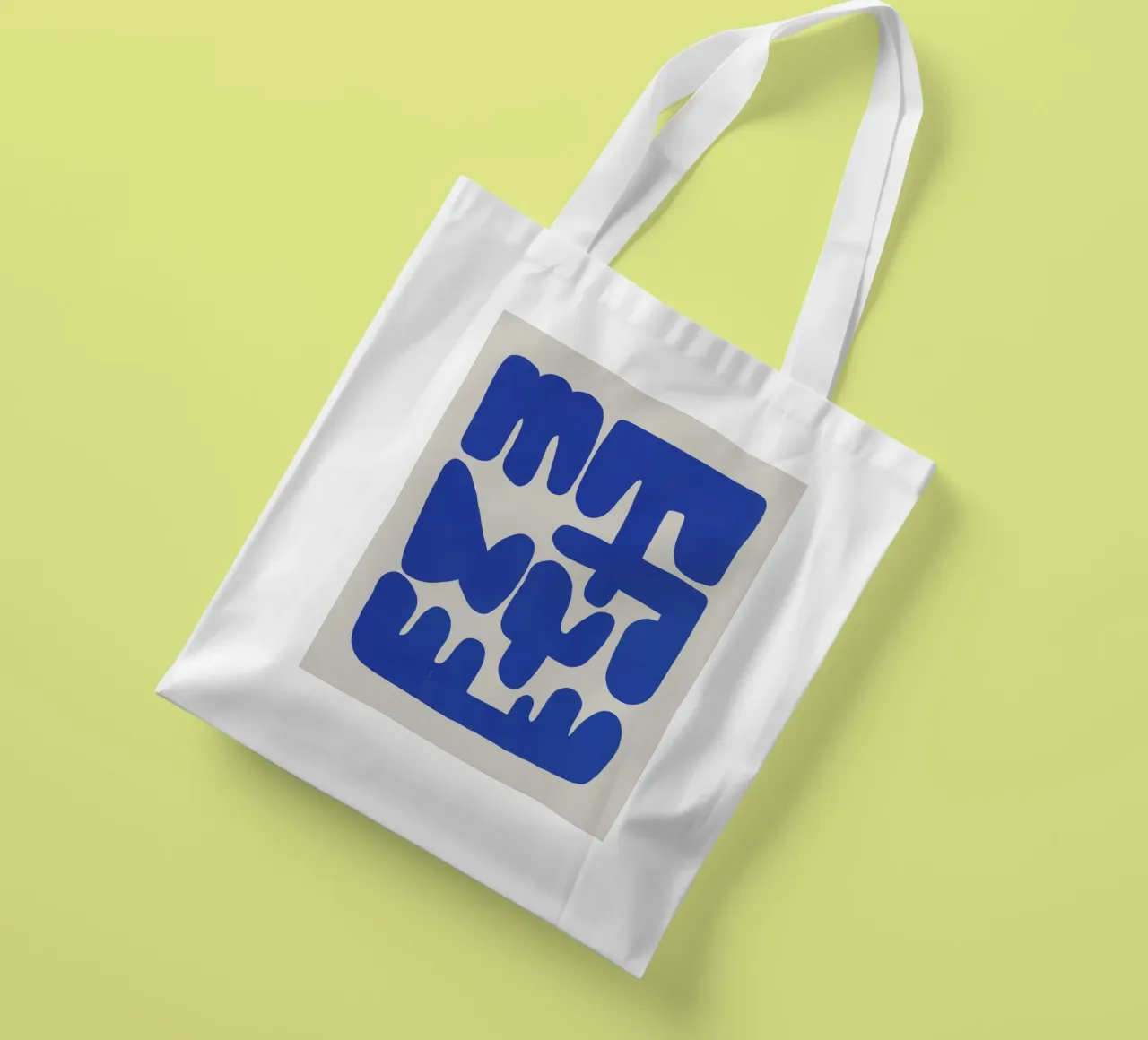 Disposizione di forme irregolari in blu 02 borsa in juta da Little Dean