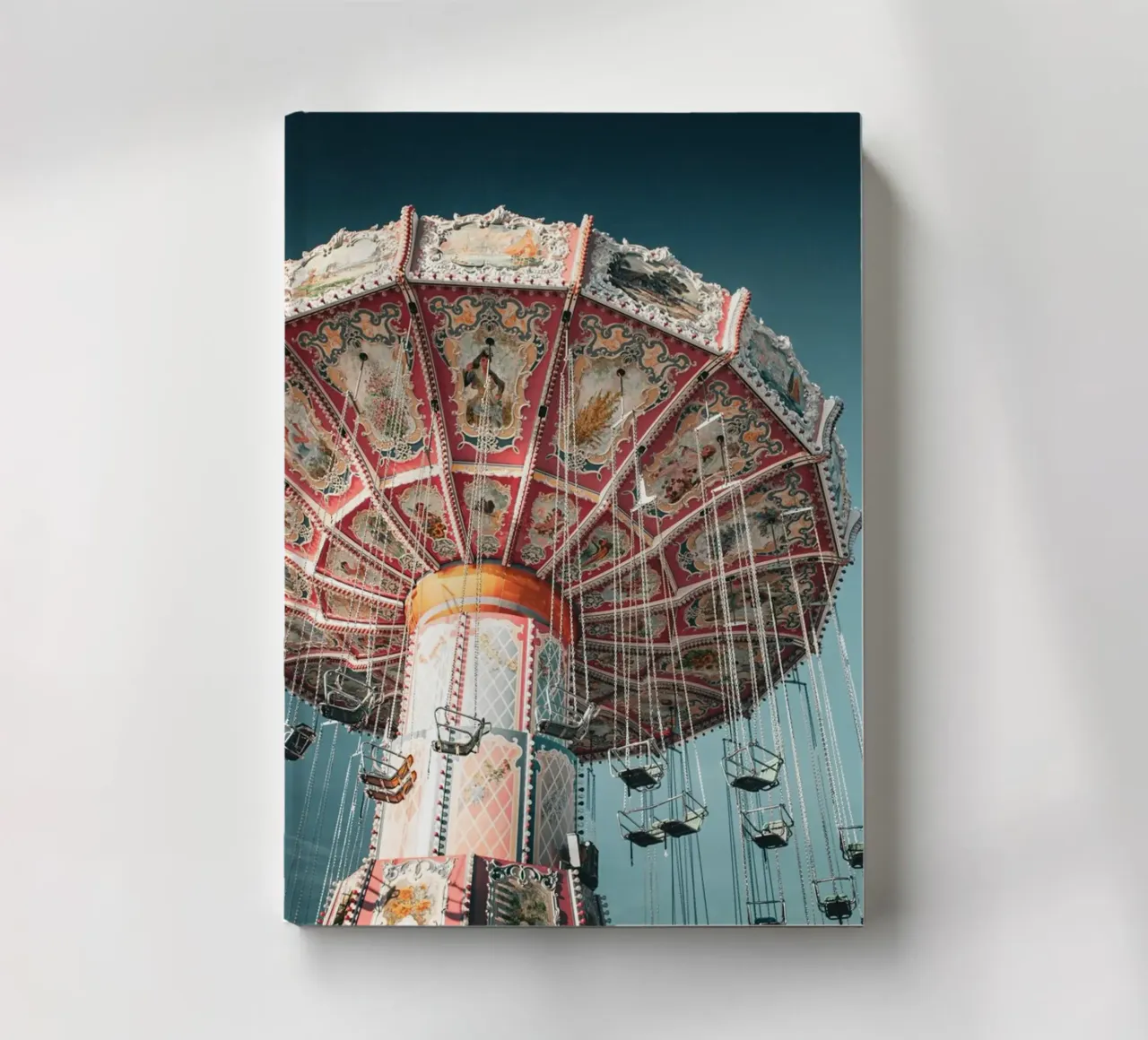 Kettenkarusell notebook by Jonas Klein