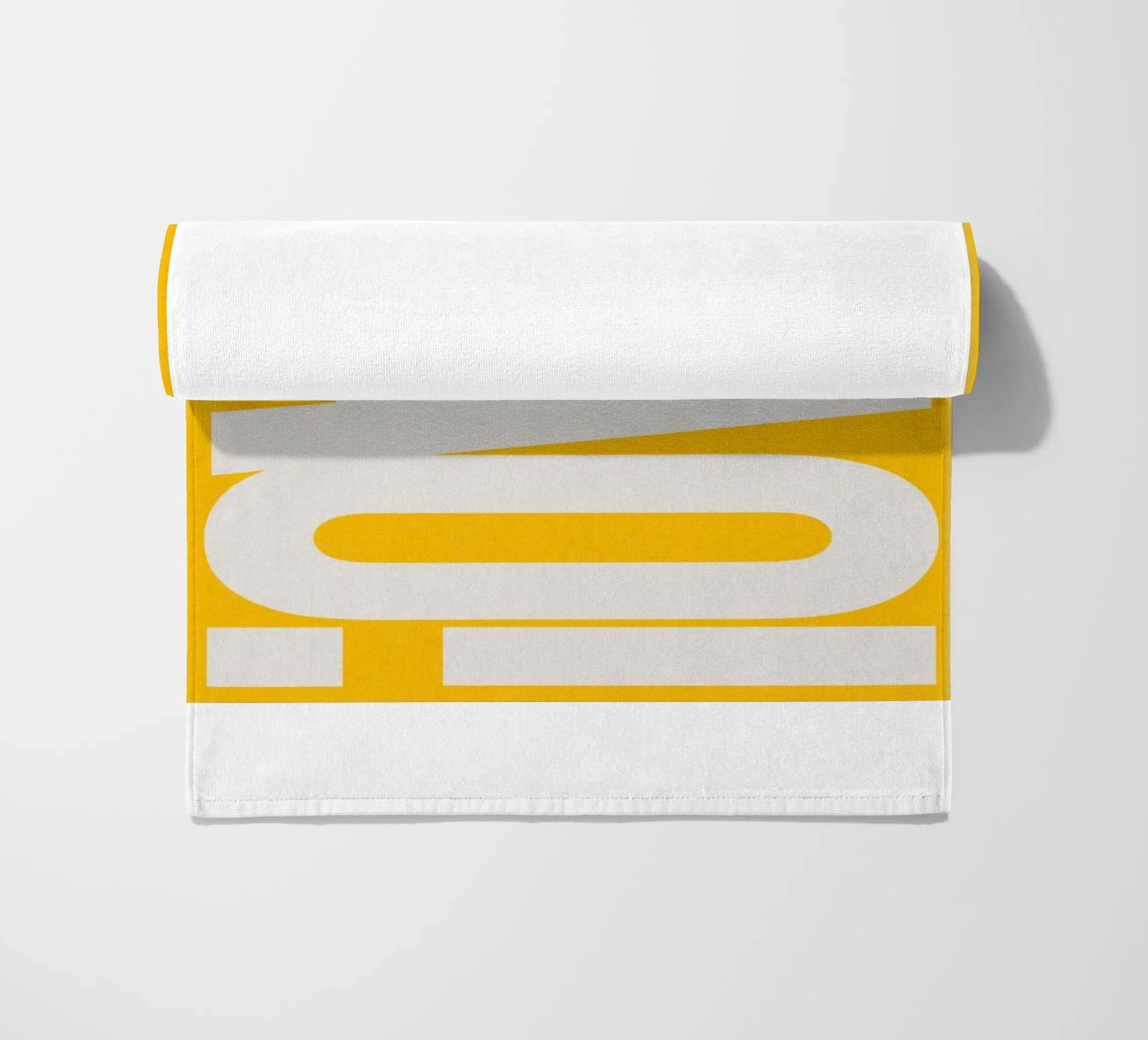 CIAO – Bold Greeting - Italian Hello telo mare da QuooodZ by MooodzArt