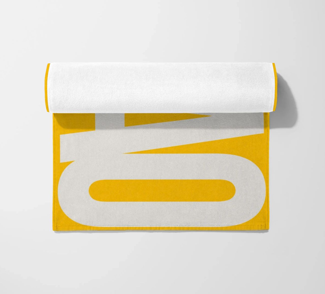 CIAO – Bold Greeting - Italian Hello telo mare da QuooodZ by MooodzArt