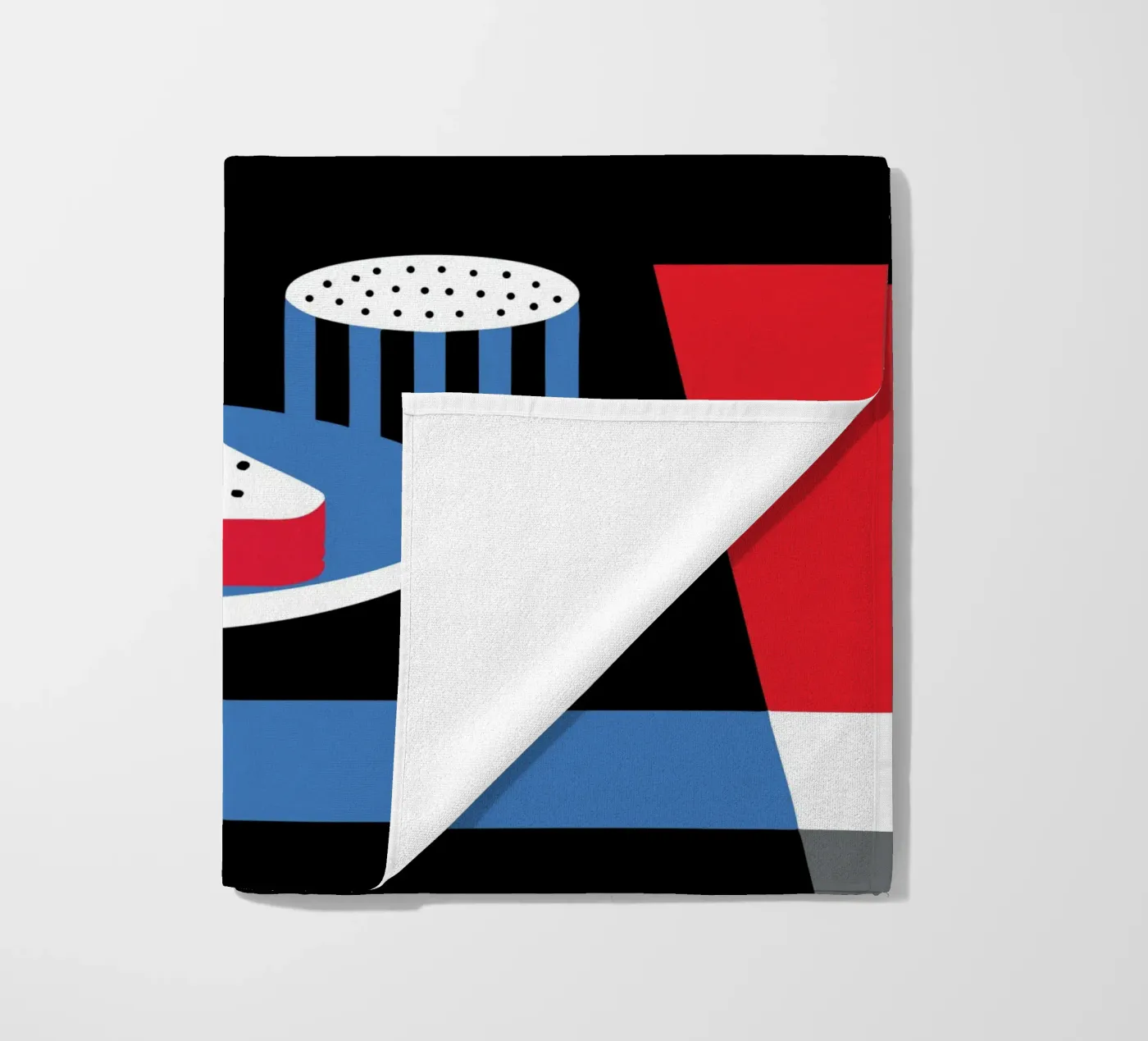 Milk And Bread Strandtuch von LOOK DIFFERENT