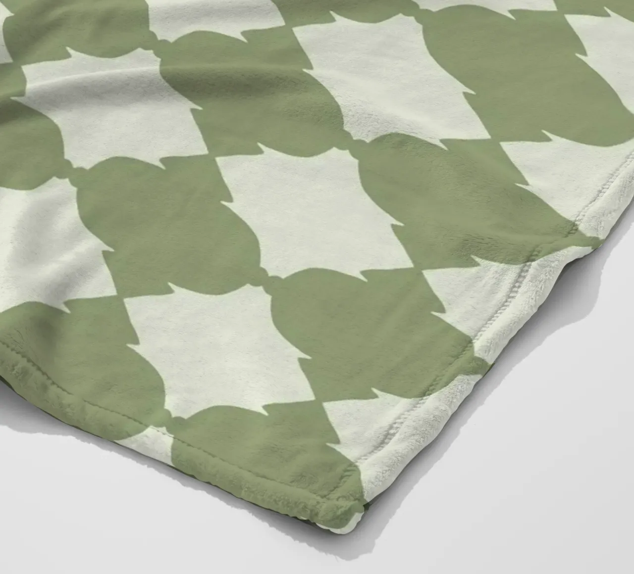 Geometrico piastrellato verde coperta in pile da Little Dean