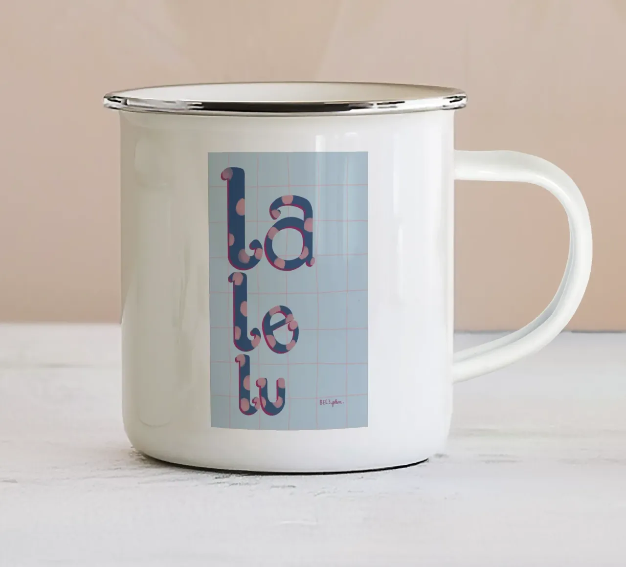 La le lu tazza in smalto da Beeeplan