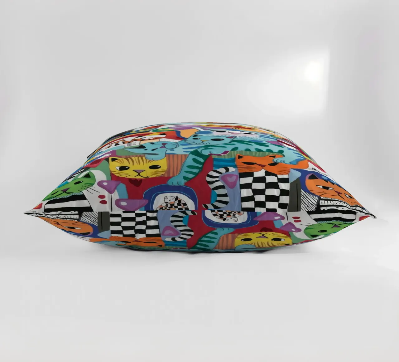 Mythical Cats decorative cushion by Monarco Virtuoso