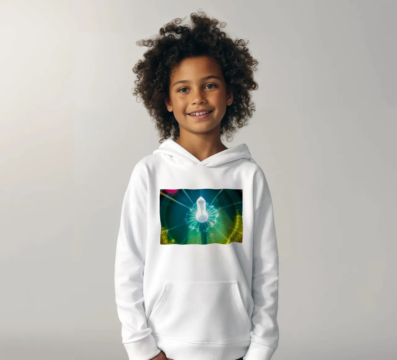 vista aerea di una fontana con riflessi di luce colorati felpa bambino con cappuccio da DesignDoodle