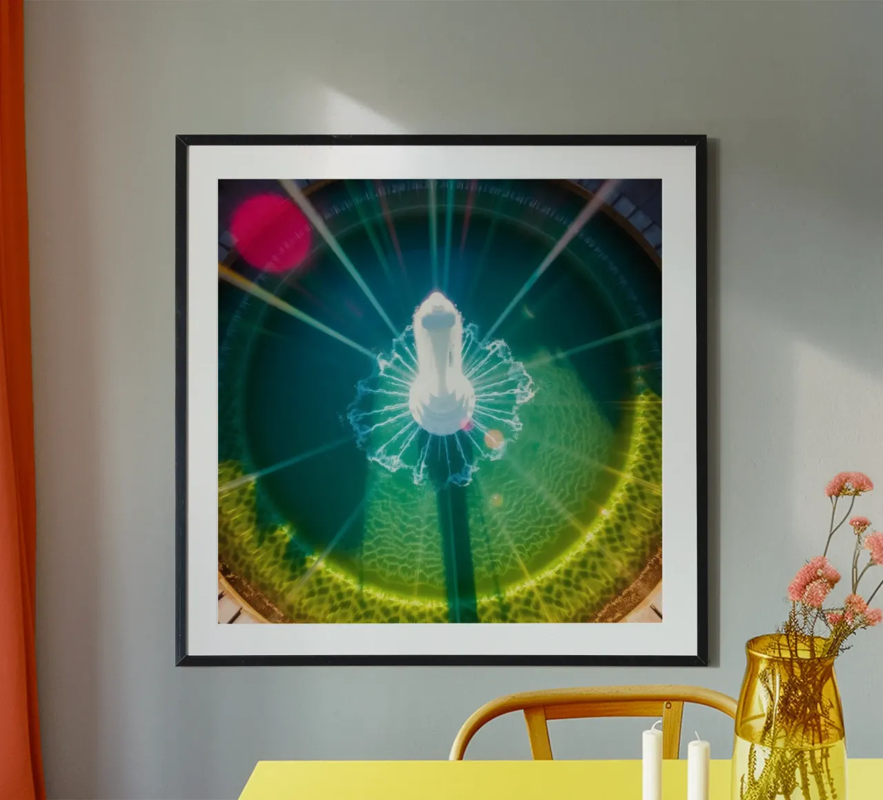 vista aerea di una fontana con riflessi di luce colorati carta hahnemühle da DesignDoodle