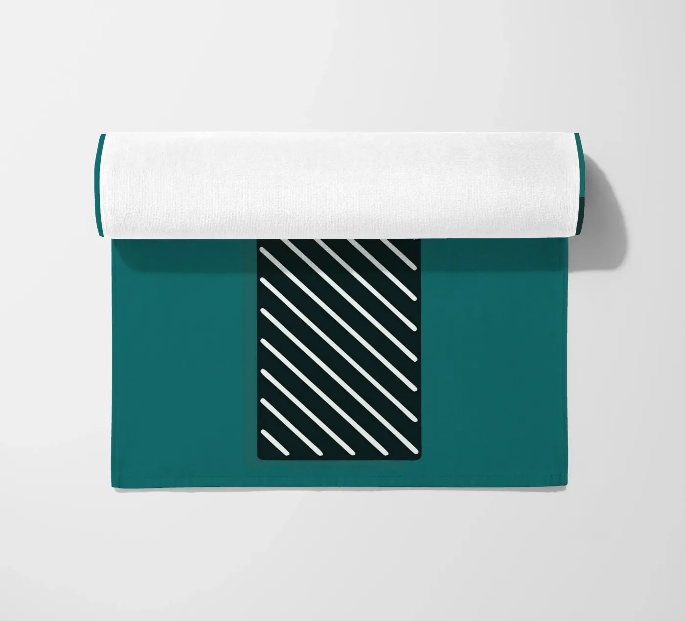 Bett Strandtuch von LOOK DIFFERENT