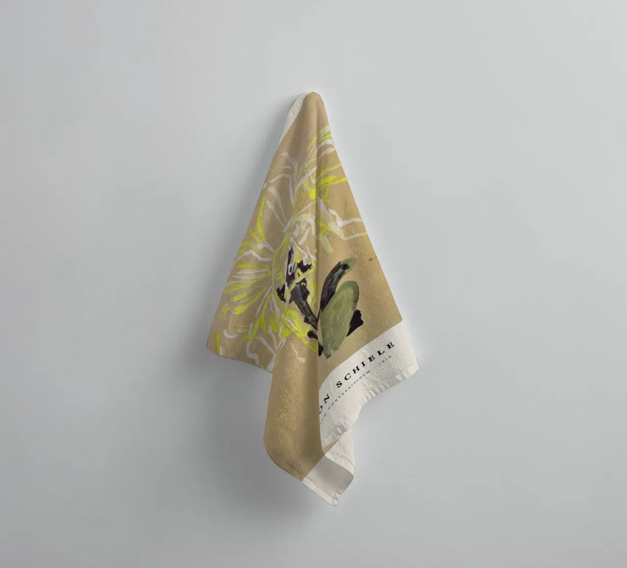 Schiele - Yellow Chrysanthemum asciugamano da bagno da Vintage by JUNIQE