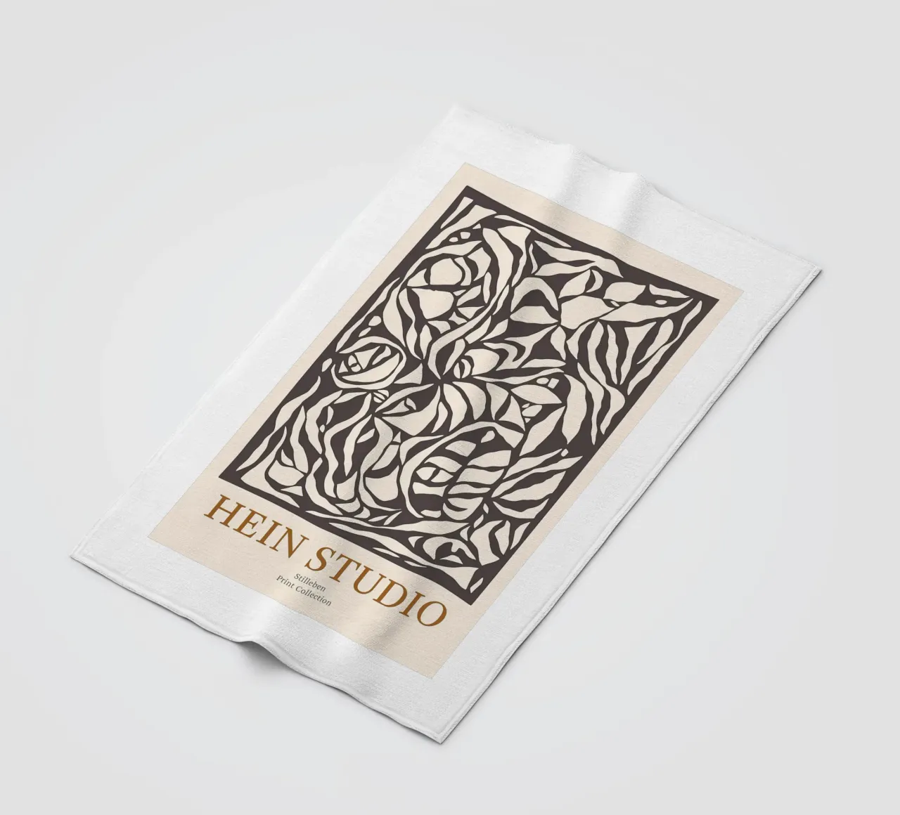Hein Studio Natura morta nera coperta in pile da Niklasprint