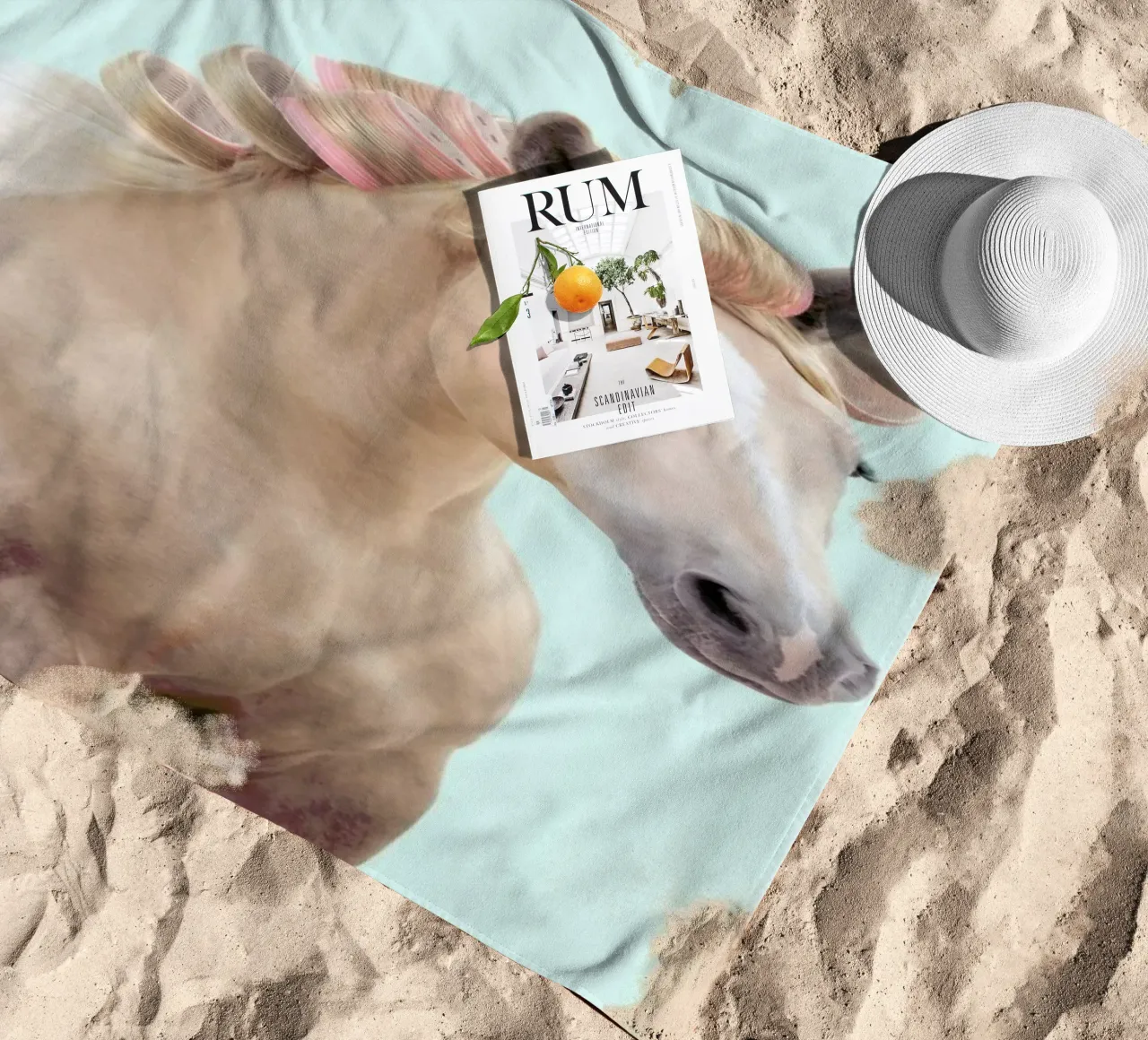 Curly Horse telo mare da Paul Fuentes Design