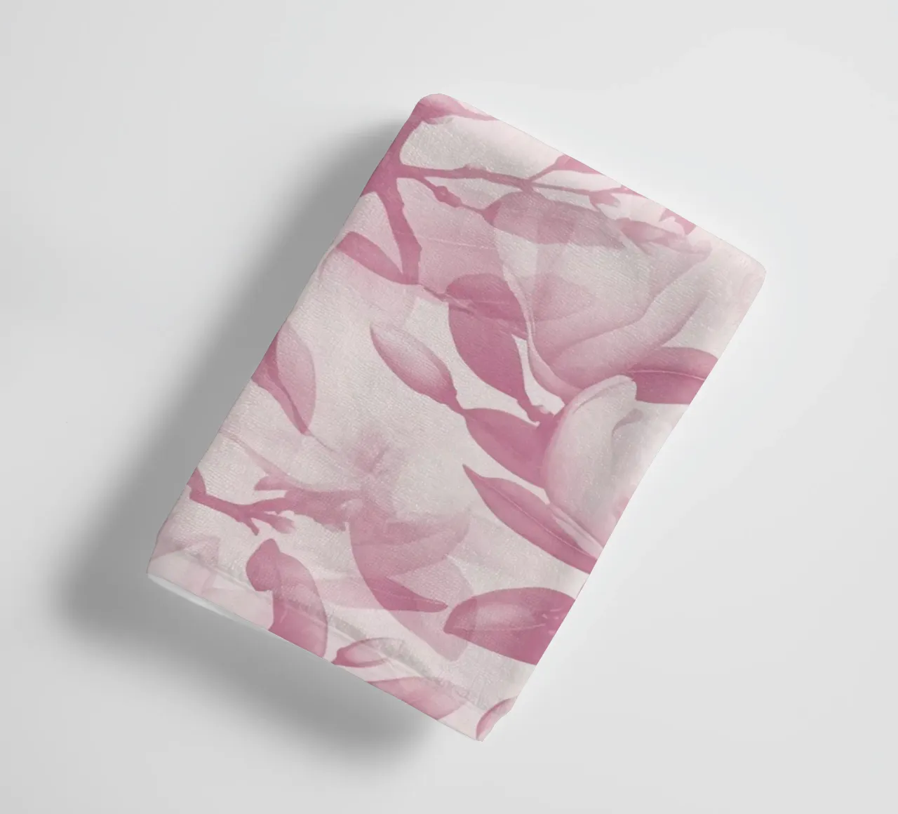 Magnolie Gedecktes Rosa Handtuch von SilverPegasus
