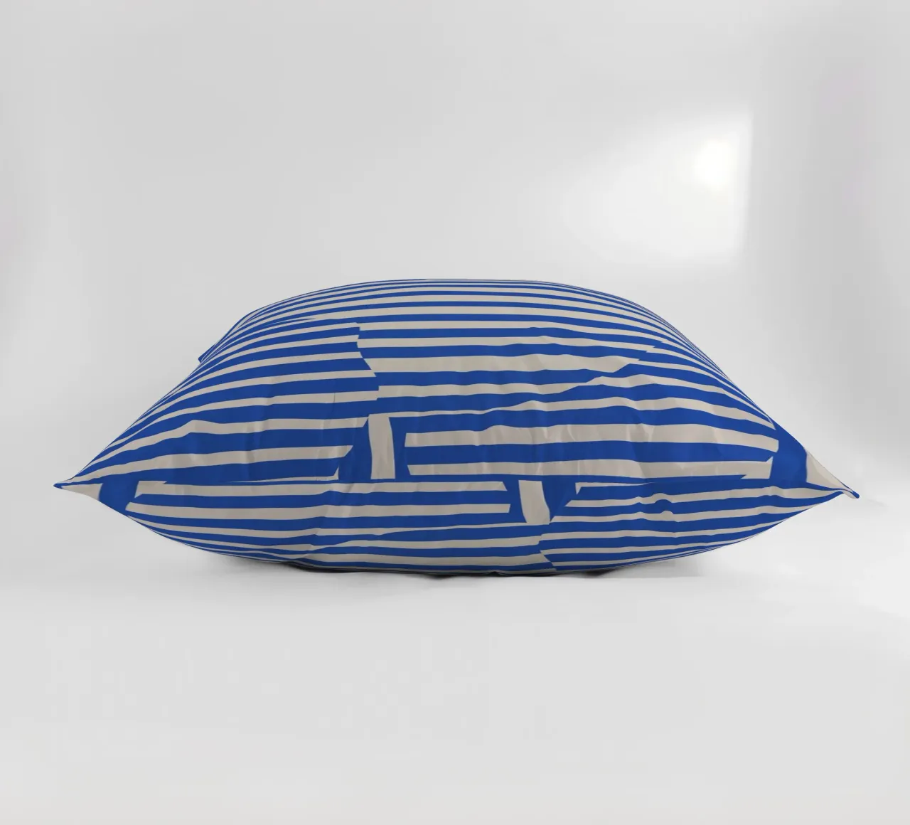 Linea e striscia blu cuscino da Little Dean