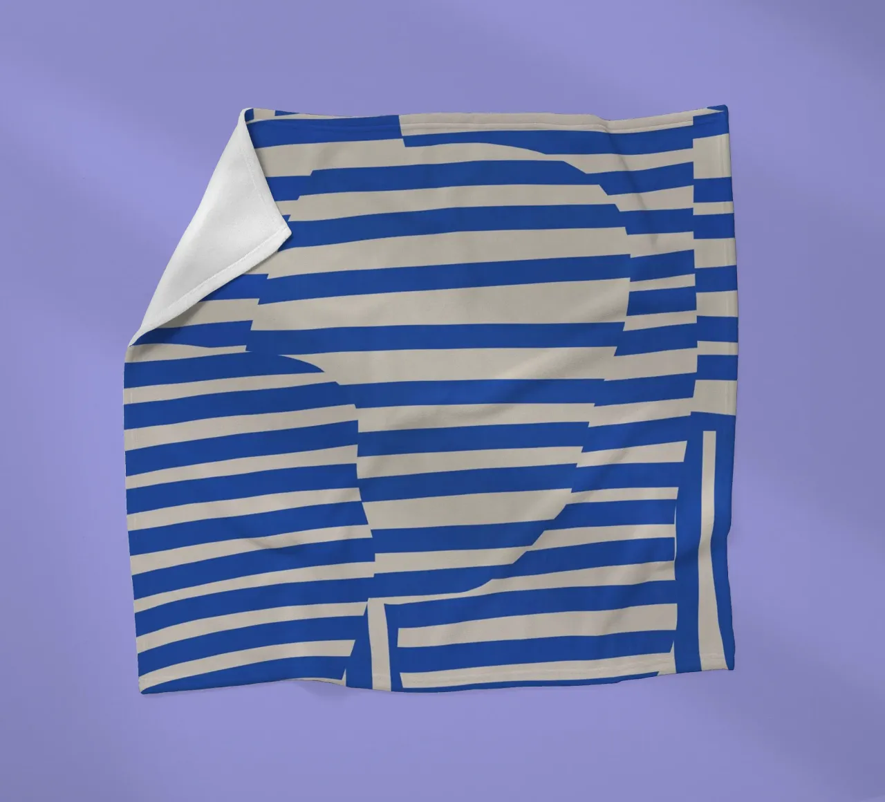 Linea e striscia blu coperta in pile da Little Dean
