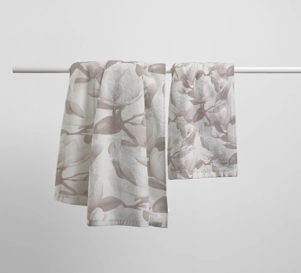Magnolia Grigio caldo asciugamano da bagno da SilverPegasus
