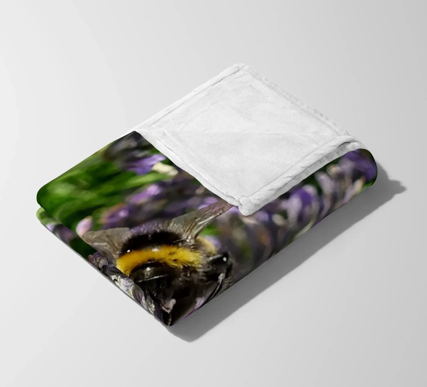 Bee fleece blanket by Massimo Frascogna