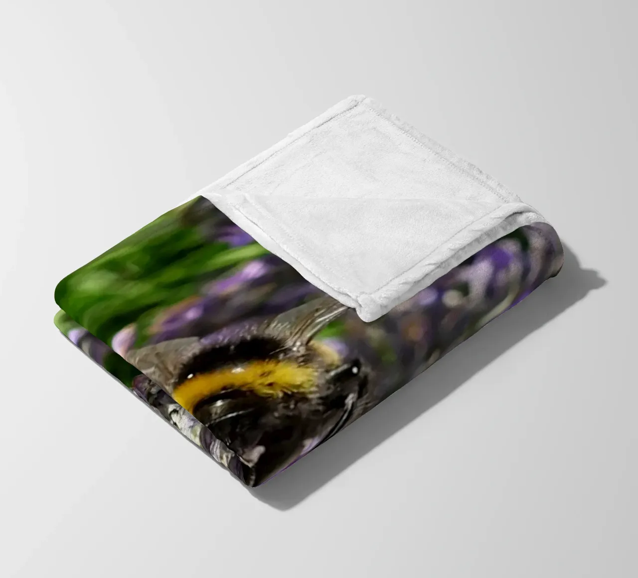 Bee fleece blanket by Massimo Frascogna