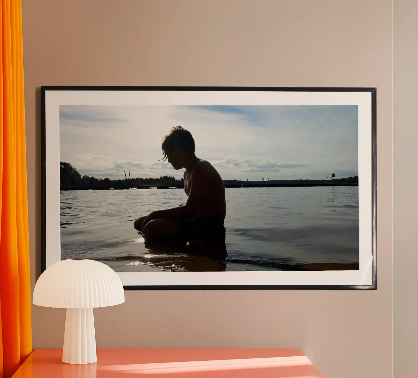 Ein Junge Poster von Massimo Frascogna
