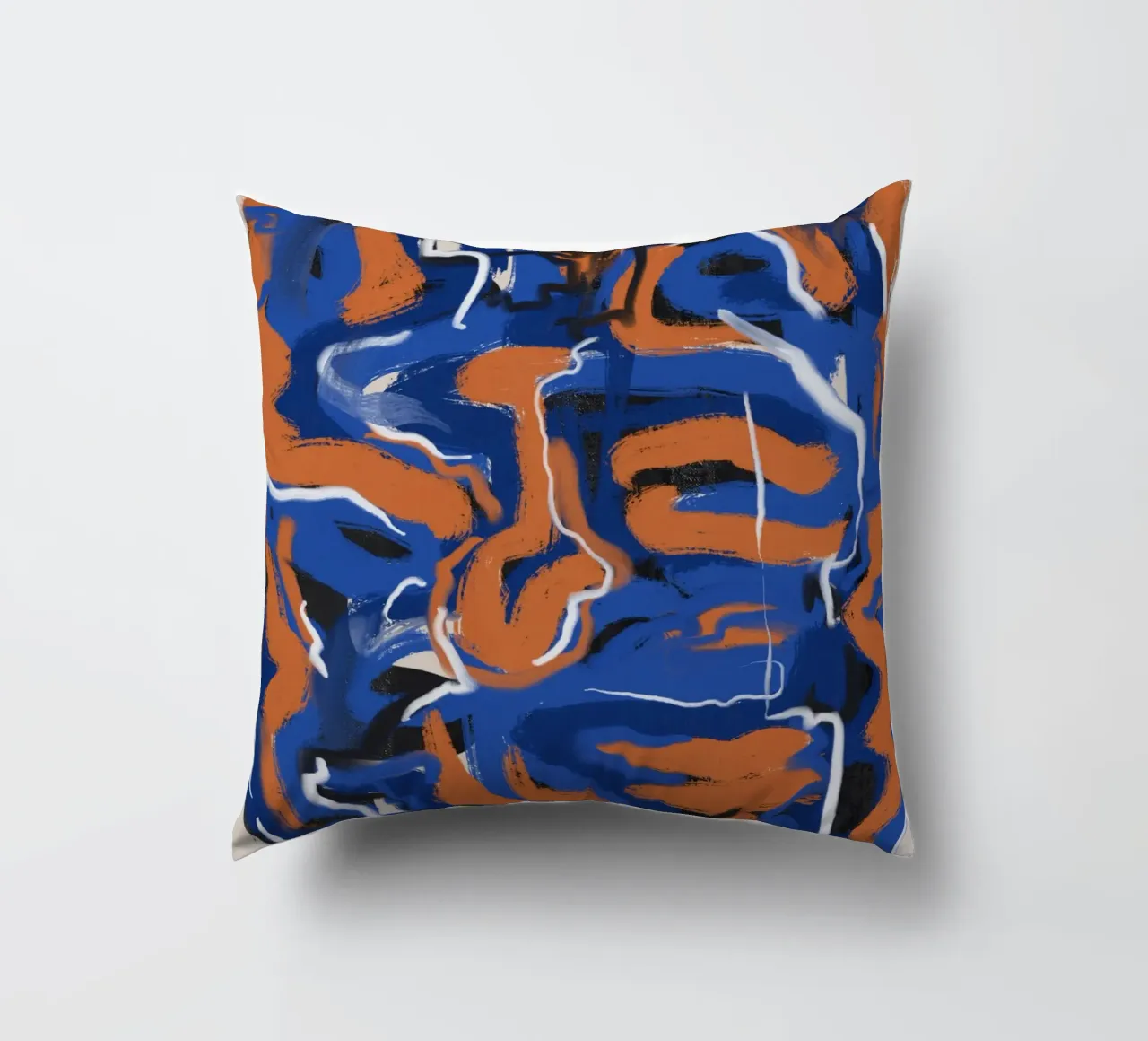 Danse du bleu et du rouge coussin de Little Dean