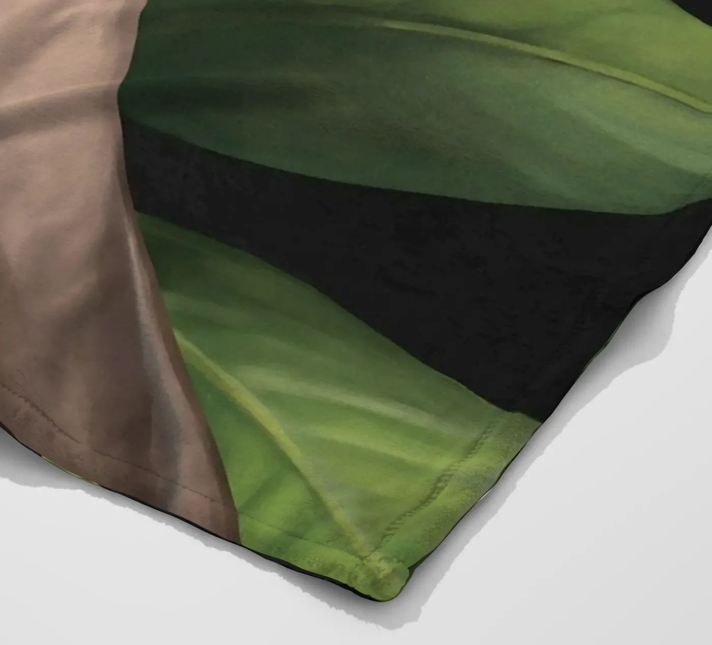 Veiled by Bloom 2 Fleecedecke von Nadjaa
