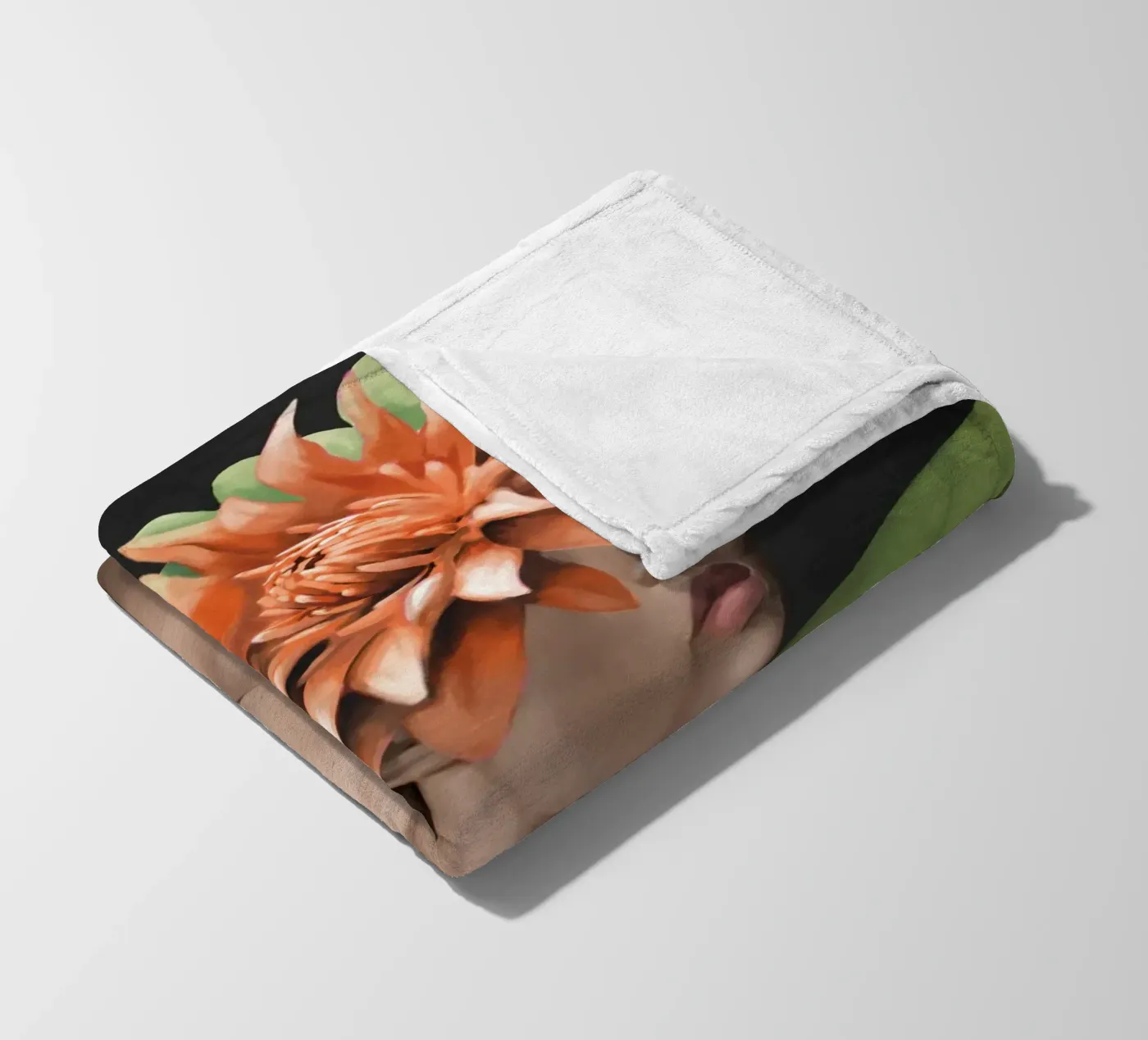 Veiled by Bloom 2 fleecedeken van Nadjaa