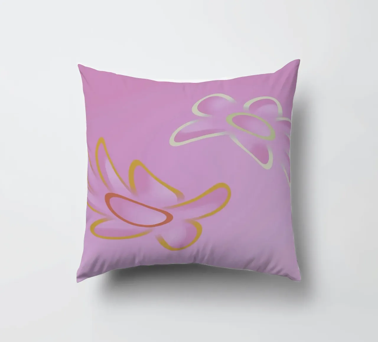 Immagine dinamica di fiori colorati in viola e arancione cuscino da Something for you