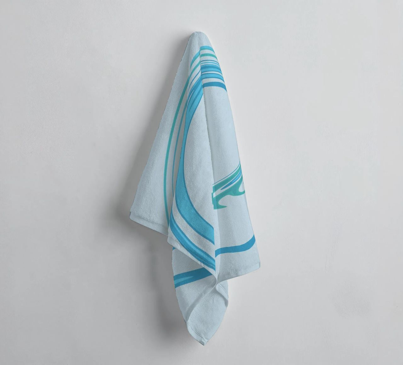 Motif tourbillonnant abstrait et dynamique en bleu serviette de bain de Something for you