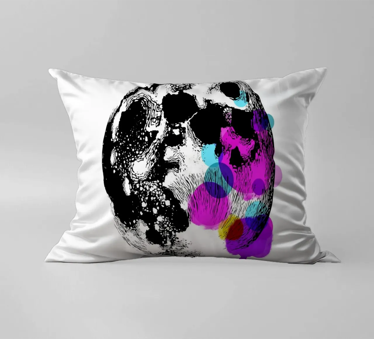 The Moon cuscino da Indigo Rain