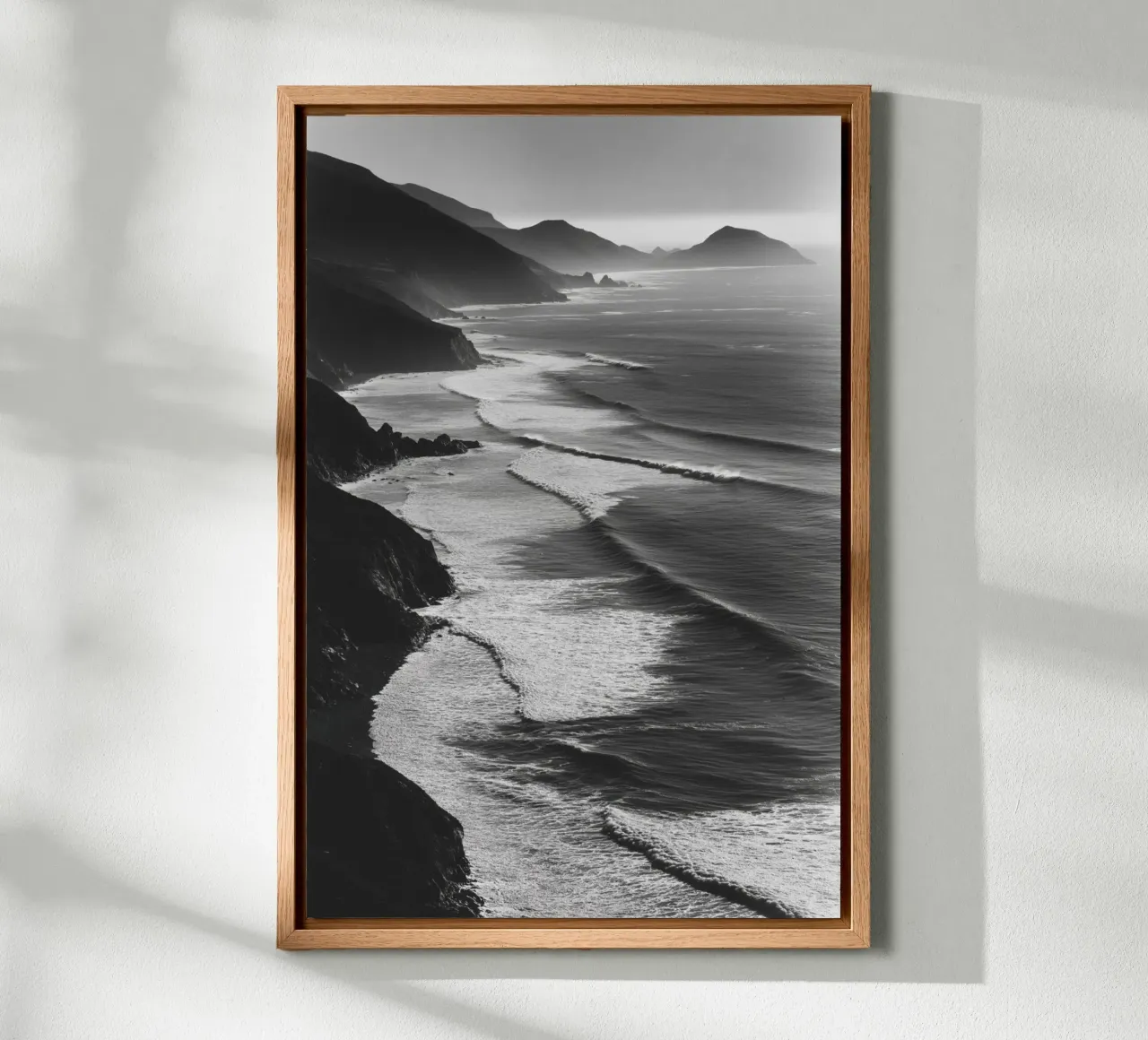 Paesaggio costiero in bianco e nero tela con Cornice a cassetta da Indigo Tides Art