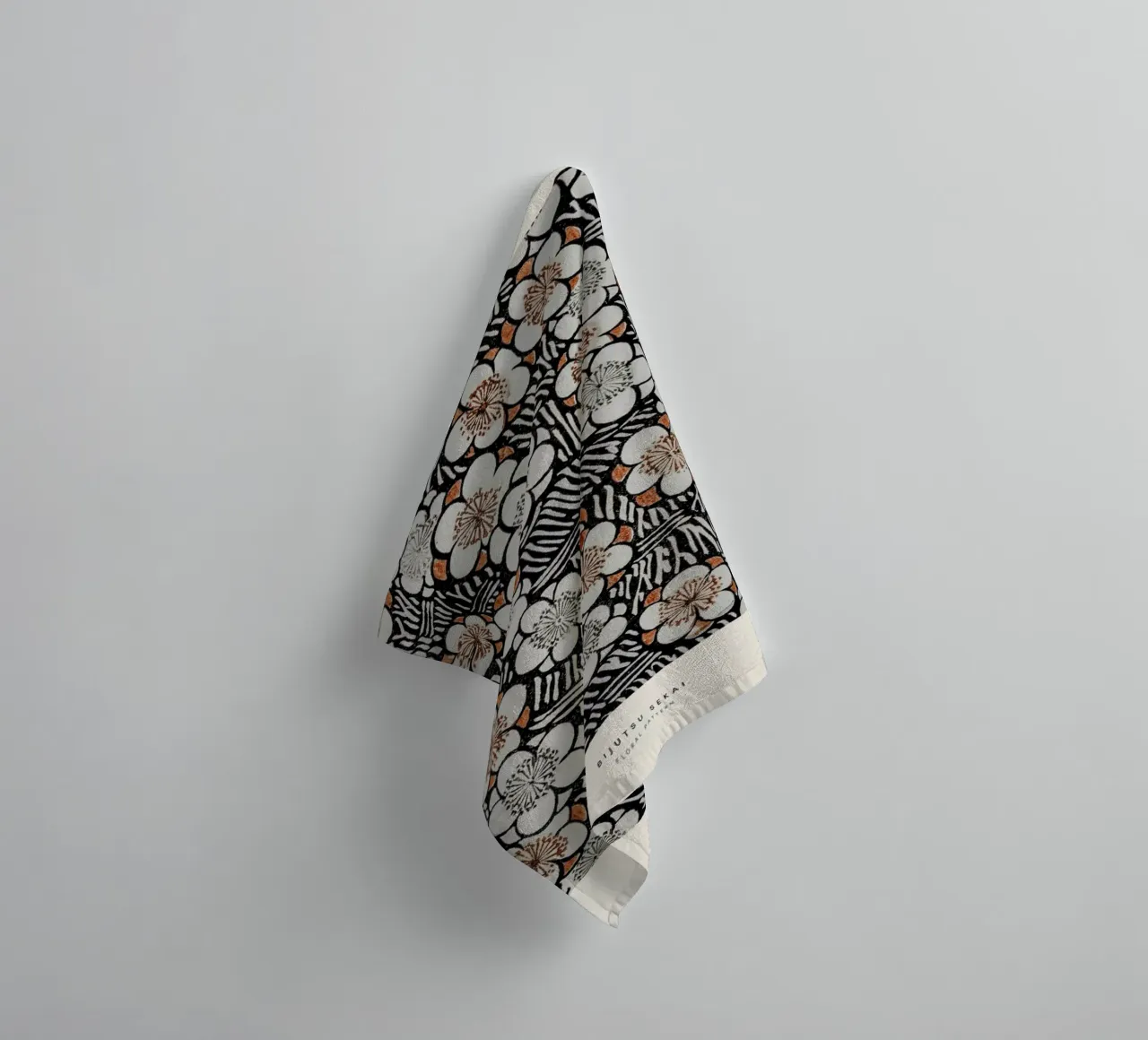 Bijutsu Sekai - Floral Pattern towel by Vintage by JUNIQE