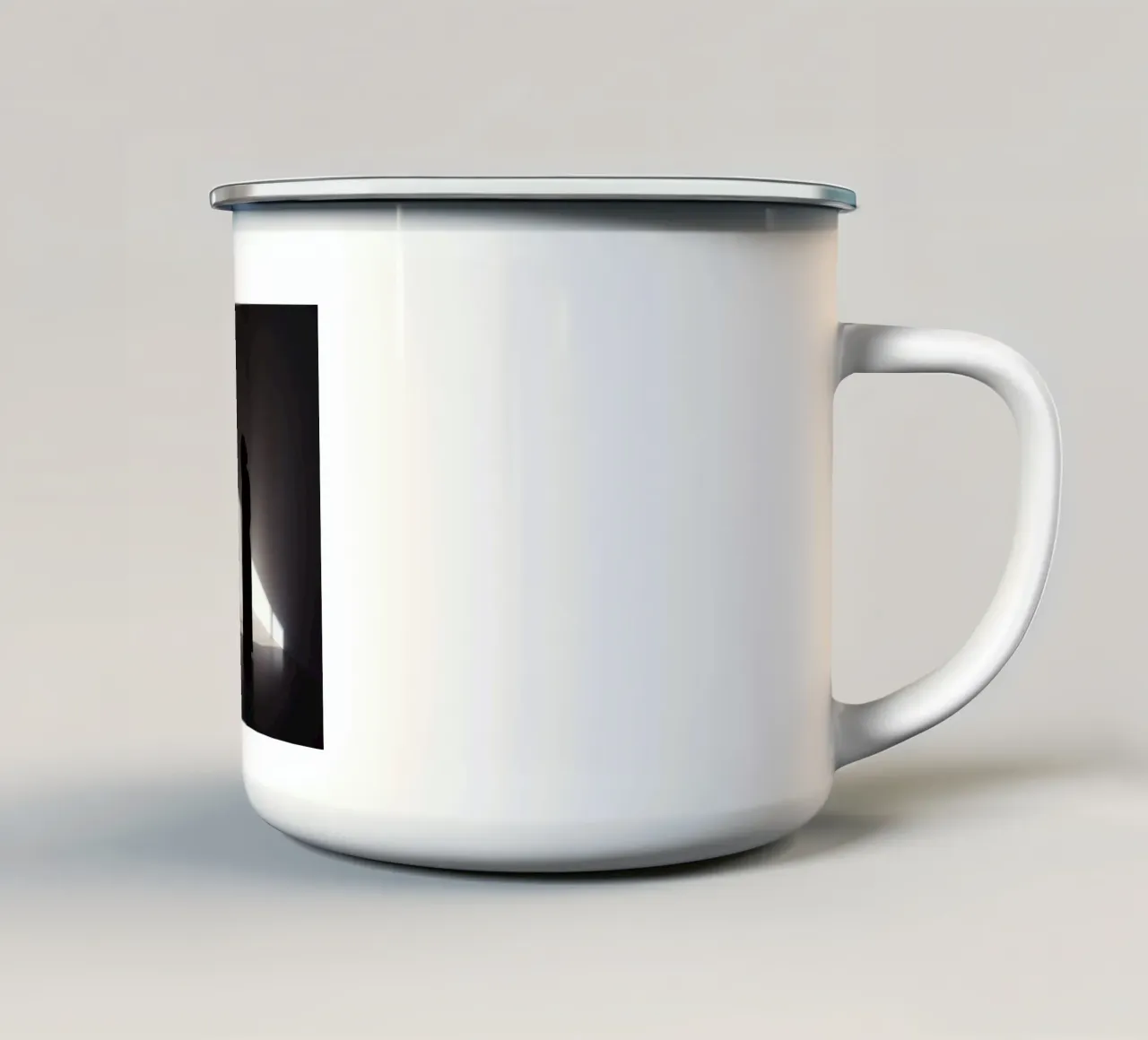 Donna in piedi all'ombra di una luce inquietante tazza in smalto da DesignDoodle