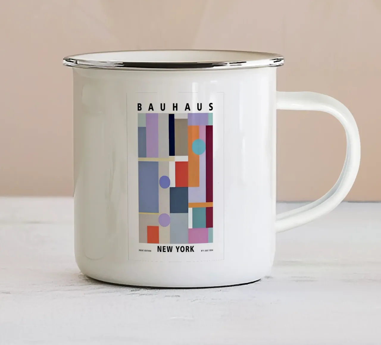 Mostra Bauhaus New York tazza in smalto da Charles A Boudreau