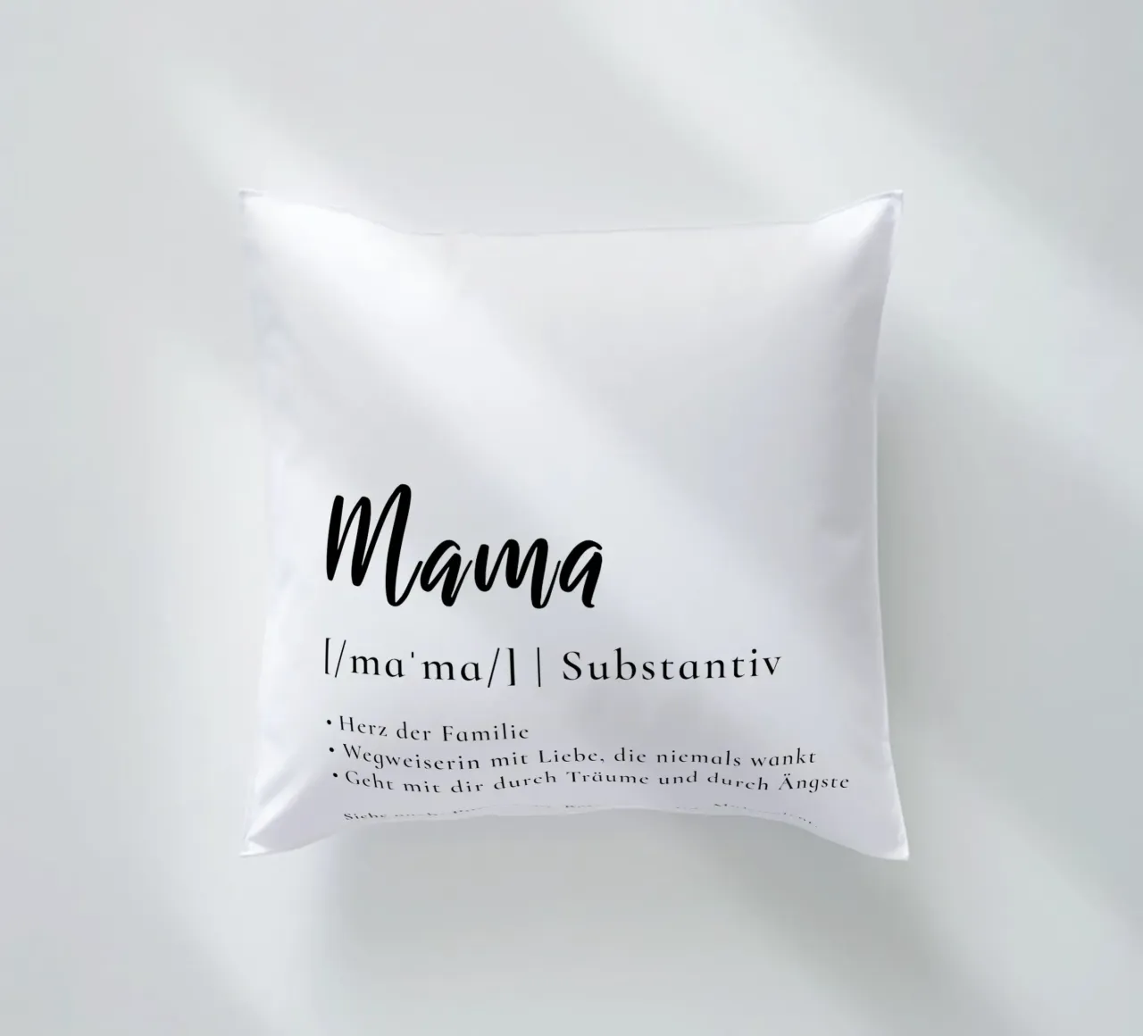 Mama - Definition Muttertag Geschenk cuscino da Typo Designs