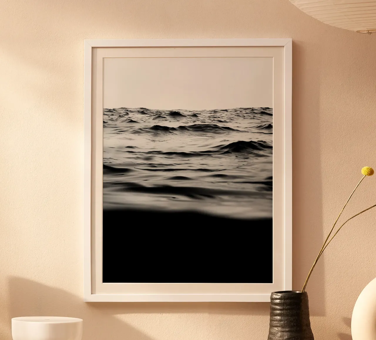 Orizzonte del Mar Nero poster con telaio in legno da Moon  Bloom