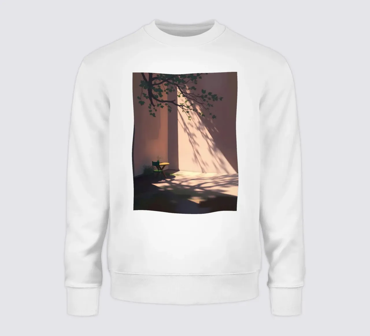 Rustige binnenplaats met zonlicht dat schaduwen werpt sweatshirt van DesignDoodle
